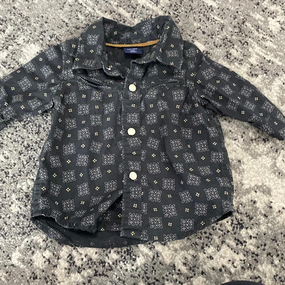 Gap baby snap up shirt